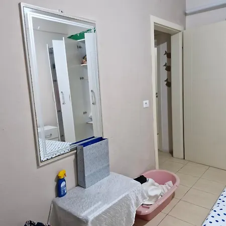 Apartamento Mars Golem (Tirana)